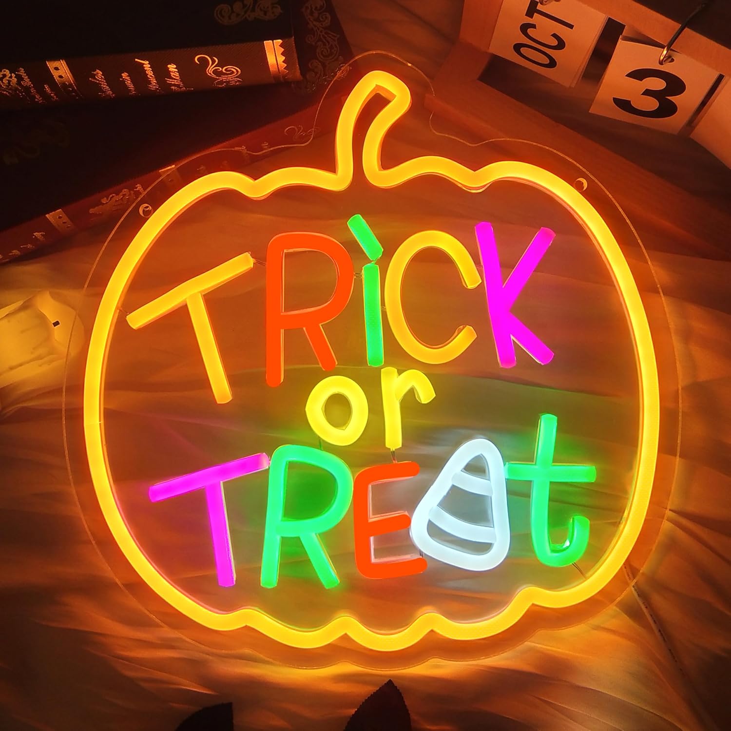 Trick or Treat Neon Sign with  - Home Decor Lighting Tricks reseña y precio