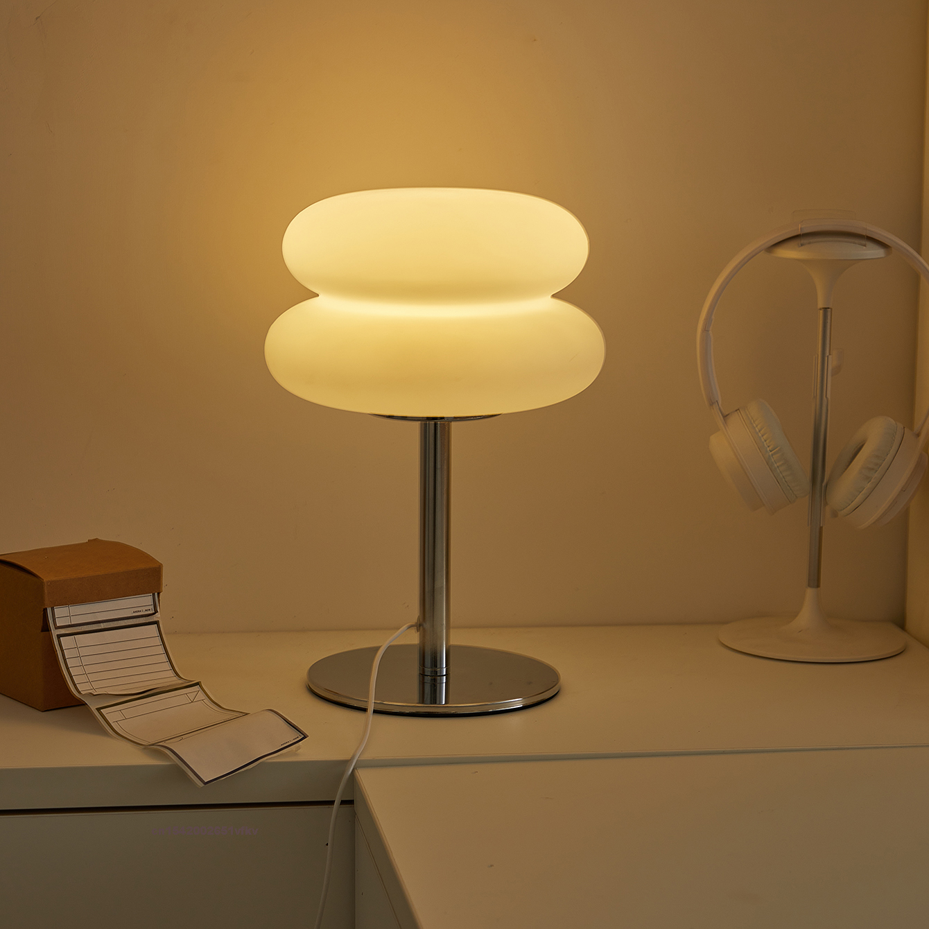 Bauhaus  table lamp plastic la - Mushroom Table Lamp reseña y precio