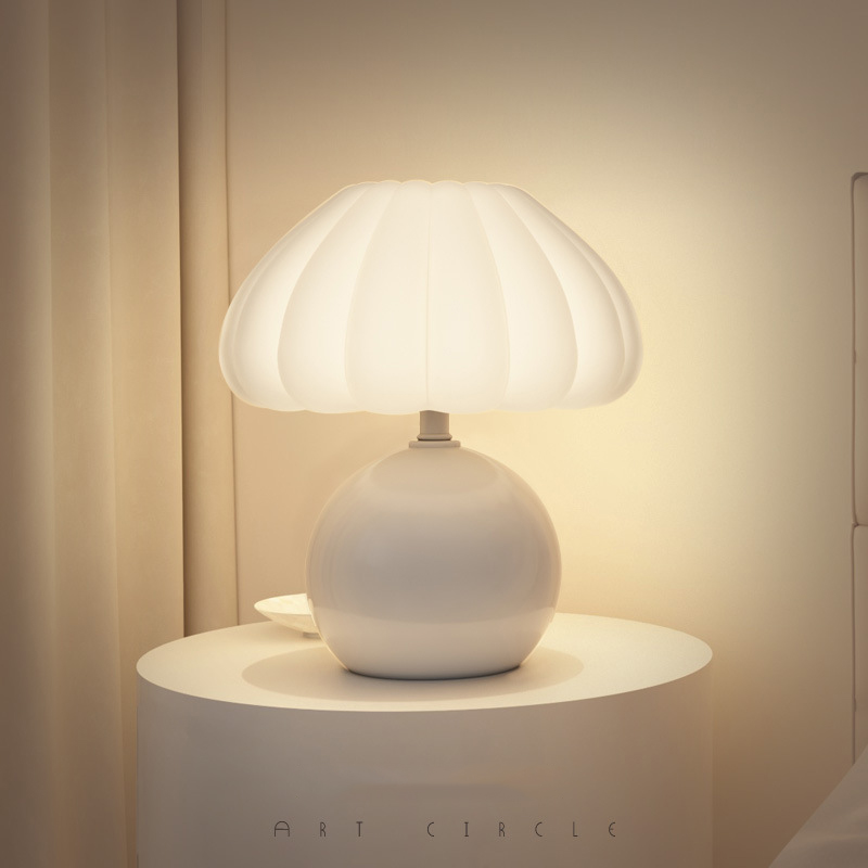 Cream Style Bedside Table Lamp - Mushroom Table Lamp reseña y precio