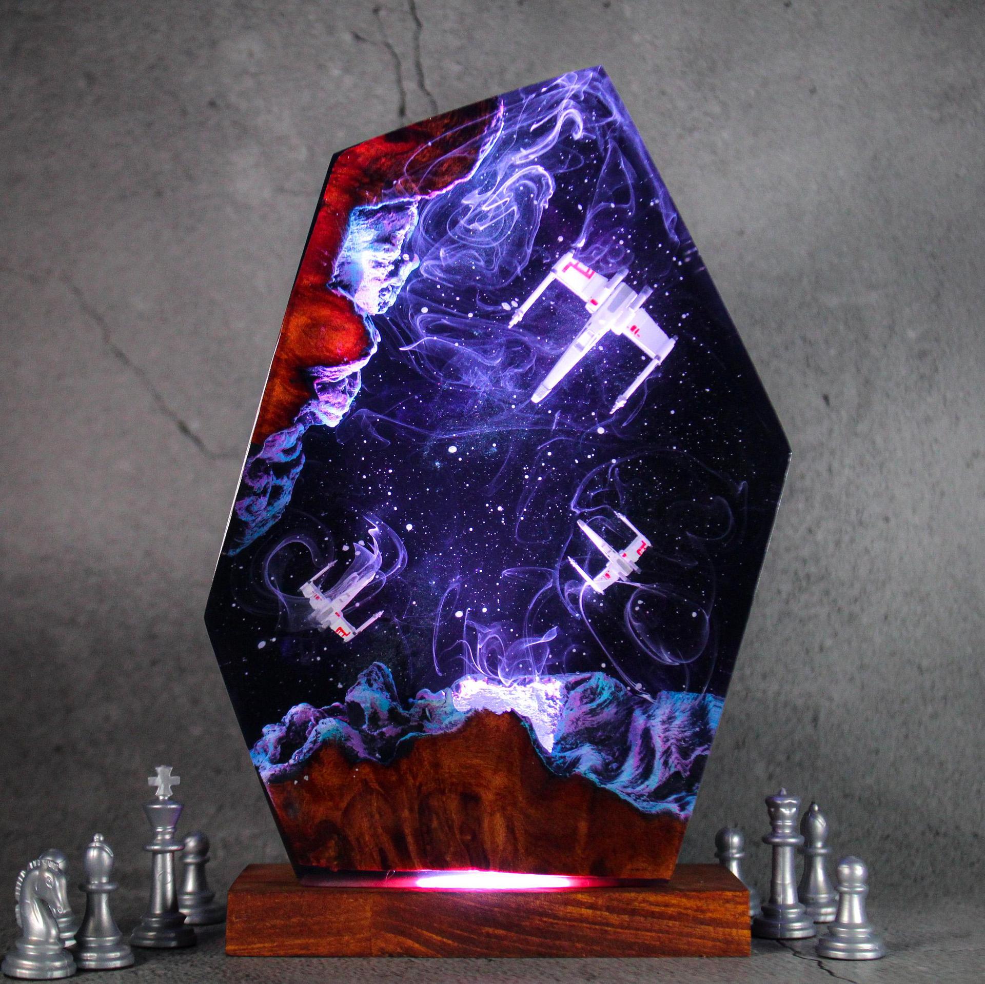 Customized Items Resin Table L - Room Decor Lighting Lamp reseña y precio
