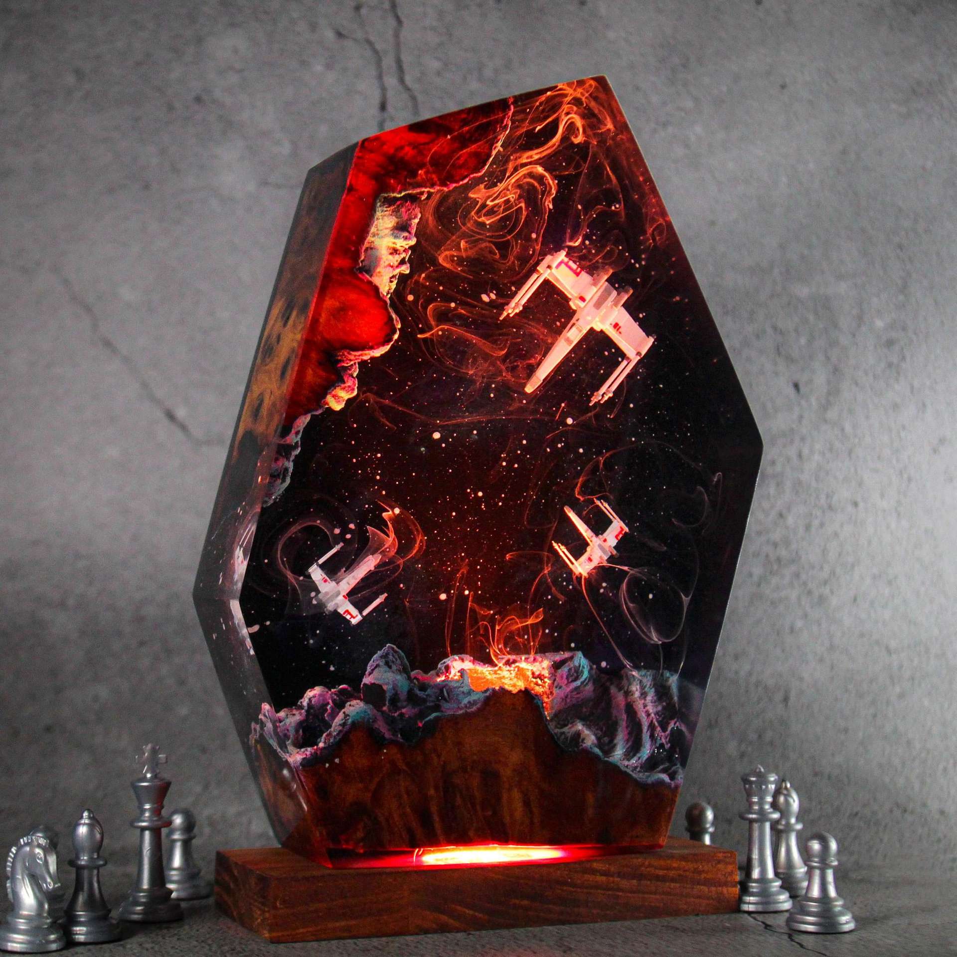 Customized Items Resin Table L - Room Decor Lighting Lamp reseña y precio